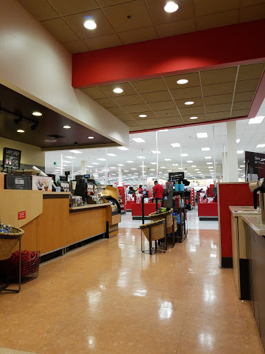Department Store «Target», reviews and photos, 550 Arsenal St, Watertown, MA 02472, USA