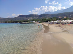 Foto von Paralia Kalogrias und die siedlung