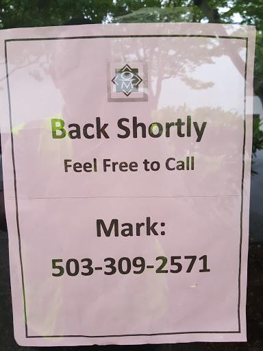 Used Office Furniture Store «Office Mart Liquidators», reviews and photos, 5765 NE Columbia Blvd, Portland, OR 97218, USA