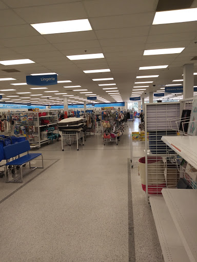 Clothing Store «Ross Dress for Less», reviews and photos, 6190 20th St, Vero Beach, FL 32966, USA