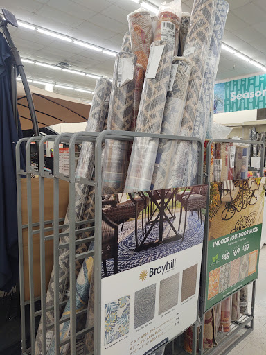 Discount Store «Big Lots», reviews and photos, 2110 S Cooper St, Arlington, TX 76013, USA