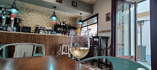La Compañía - Vinos Y Tapas en Córdoba