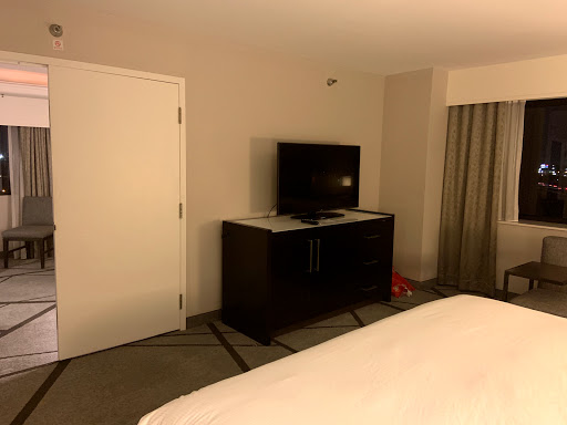 Hotel «DoubleTree by Hilton Hotel Los Angeles - Norwalk», reviews and photos, 13111 Sycamore Dr, Norwalk, CA 90650, USA