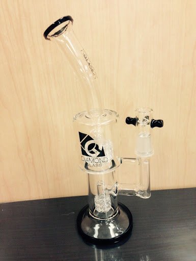 Cigar Shop «Park Avenue Smoke Shop», reviews and photos, 194 Park Ave, Worcester, MA 01609, USA