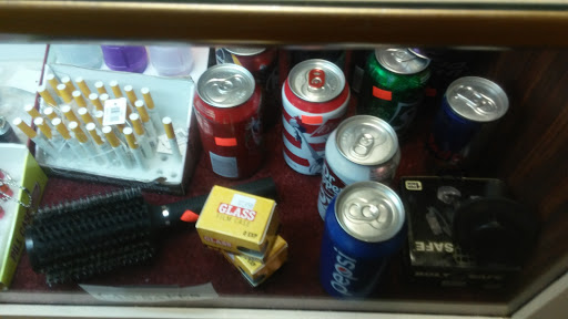 Tobacco Shop «One Love Tobacco & Gifts», reviews and photos, 7116 Gulf Blvd, St Pete Beach, FL 33706, USA