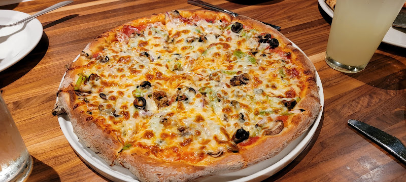 #4 best pizza place in Chula Vista - Pizzo's Pizzeria at Millenia Otay Ranch