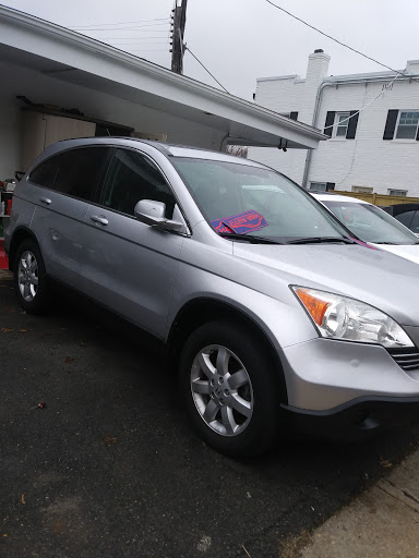 Used Car Dealer «H & R Auto», reviews and photos, 2825 Washington Blvd, Arlington, VA 22201, USA