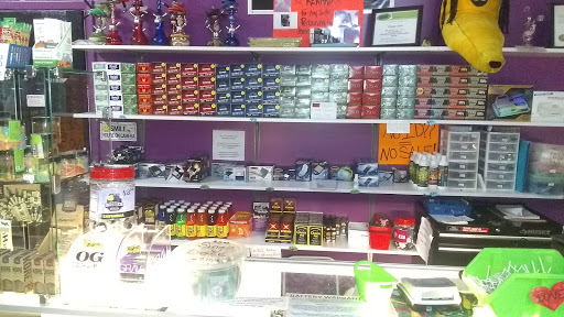 Tobacco Shop «HOPPY TRAILS SMOKE SHOP», reviews and photos, 4938 Allen Rd, Zephyrhills, FL 33541, USA