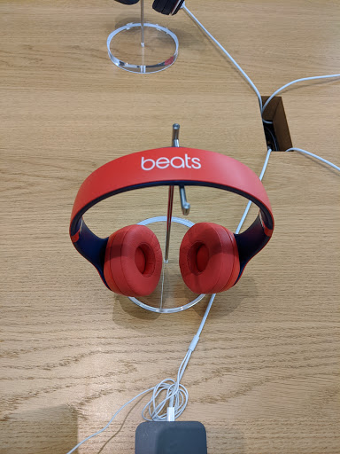 Computer Store «Apple Georgetown», reviews and photos, 1229 Wisconsin Ave NW, Washington, DC 20007, USA