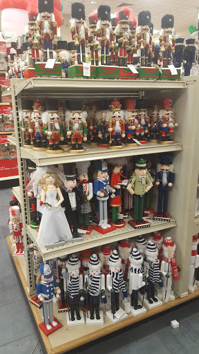 Home Goods Store «Christmas Tree Shops», reviews and photos, 41 Gusabel Ave, Nashua, NH 03063, USA