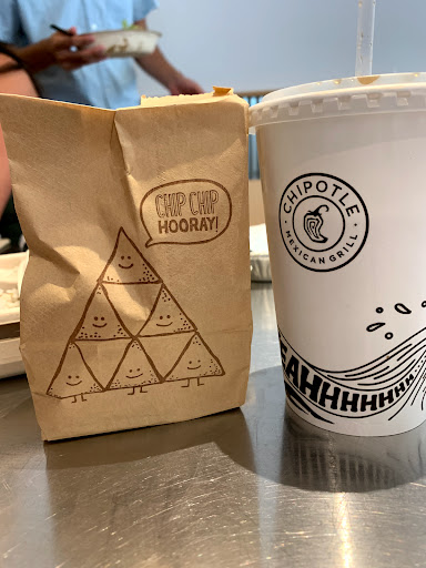 Mexican Restaurant «Chipotle Mexican Grill», reviews and photos, 387 George St, New Brunswick, NJ 08901, USA