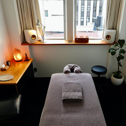 Victoria Ewen Acupuncture & Massage Therapy