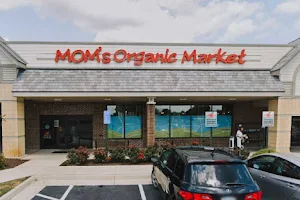 MOM's Organic Market image