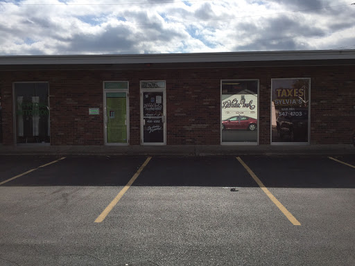 Tattoo Shop «La Vida Ink», reviews and photos, 4602 N Franklin Rd, Indianapolis, IN 46226, USA