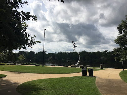 Tuscaloosa Bicentennial Statue