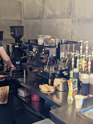 Coffee Shop «Jones Coffee Roasters», reviews and photos, 693 S Raymond Ave, Pasadena, CA 91105, USA