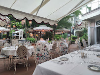 Atmosphère du Restaurant Maison Revka à Paris - n°8
