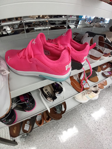 Clothing Store «Ross Dress for Less», reviews and photos, 17880 Newhope St, Fountain Valley, CA 92708, USA