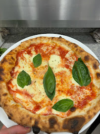 Plats et boissons du Pizzeria Gelateria Verdi - Pizza Parma à Rosny-sous-Bois - n°1