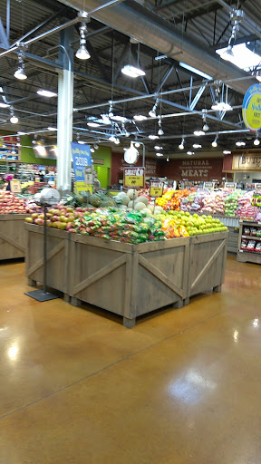 Grocery Store «Fresh Thyme Farmers Market - Kenosha», reviews and photos, 7100 Green Bay Rd, Kenosha, WI 53142, USA