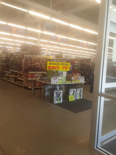Hardware Store «Harbor Freight Tools», reviews and photos, 2431 Butler St, Easton, PA 18042, USA
