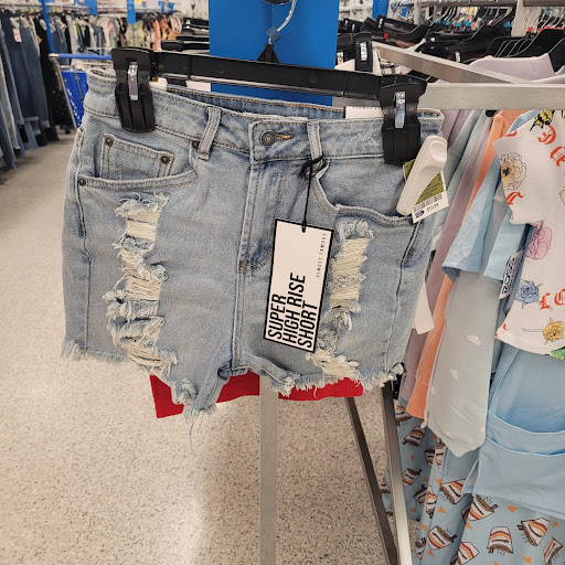 Clothing Store «Ross Dress for Less», reviews and photos, 50 Ernest W Barrett Pkwy NW, Marietta, GA 30066, USA