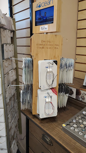 Jewelry Store «Gray Jewelers», reviews and photos, 172 Johns Pass Boardwalk W, Madeira Beach, FL 33708, USA