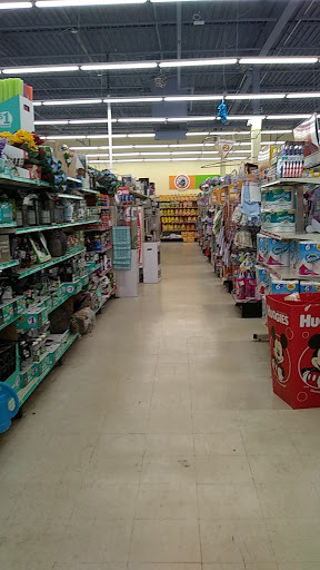 Dollar Store «FAMILY DOLLAR», reviews and photos, 25640 W 8 Mile Rd, Southfield, MI 48033, USA