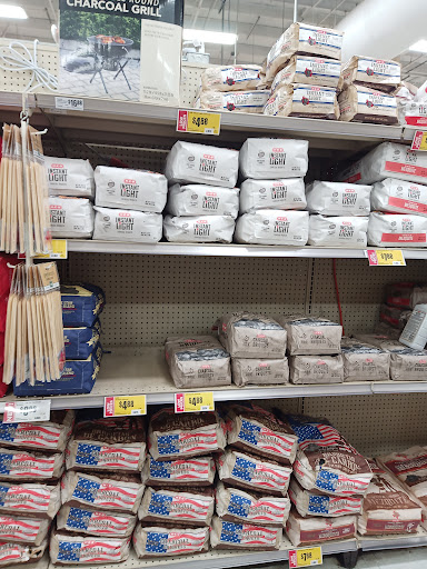 Grocery Store «H-E-B Grocery», reviews and photos, 209 N Texas Ave, Mercedes, TX 78570, USA