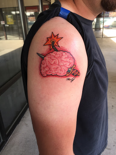 Tattoo Shop «Family Tradition Tattoo Parlour», reviews and photos, 118 S Meridian, Puyallup, WA 98371, USA
