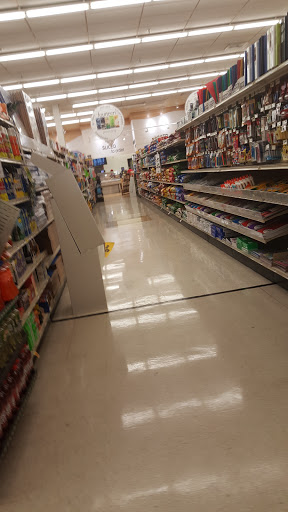 Supermarket «Hughes Market Basket», reviews and photos, 212 N 27th St, Nederland, TX 77627, USA