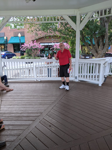 Book Store «FoxTale Book Shoppe», reviews and photos, 105 E Main St, Woodstock, GA 30188, USA