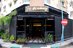 MariLuxury Café et Restaurant image