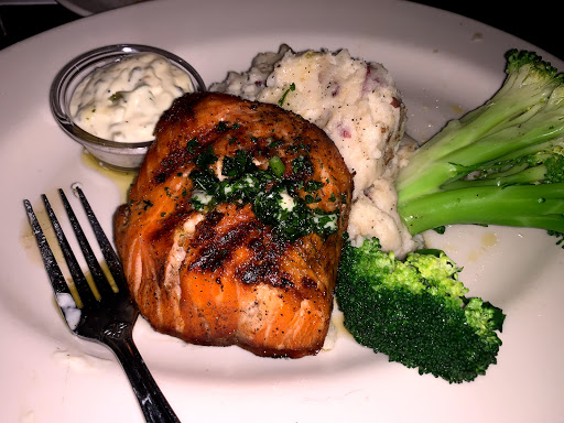 Restaurant «The Cheesecake Factory», reviews and photos, 2028 Chesterfield Center, Chesterfield, MO 63017, USA