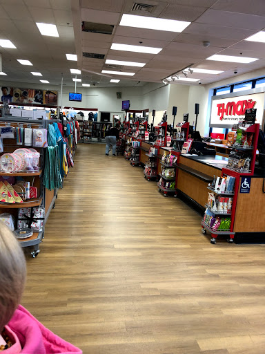 Department Store «T.J. Maxx», reviews and photos, 99 Gateway Dr, Mechanicsburg, PA 17055, USA