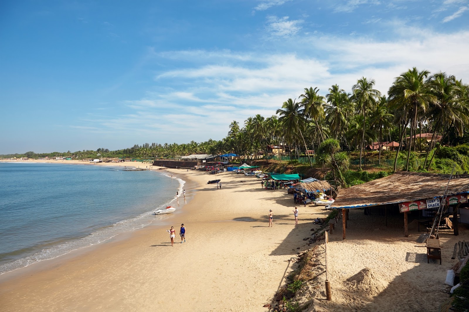 Foto de Praia de Anjuna com areia bege superfície