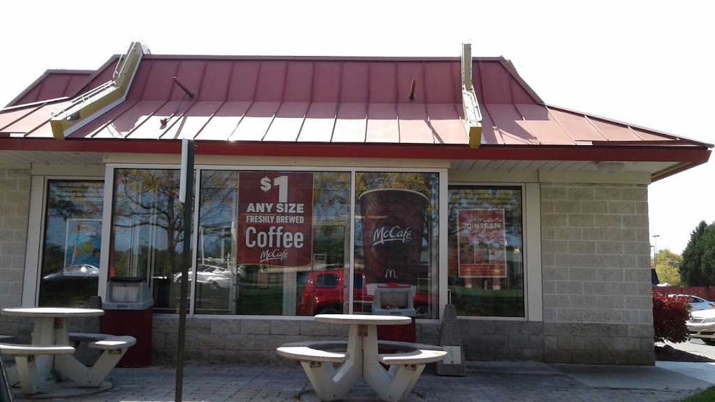 McDonald's - Walled Lake, MI 48390 - Menu, Reviews, Hours & Contact