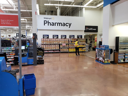 Department Store «Walmart Supercenter», reviews and photos, 9205 Gibsonton Dr, Gibsonton, FL 33534, USA