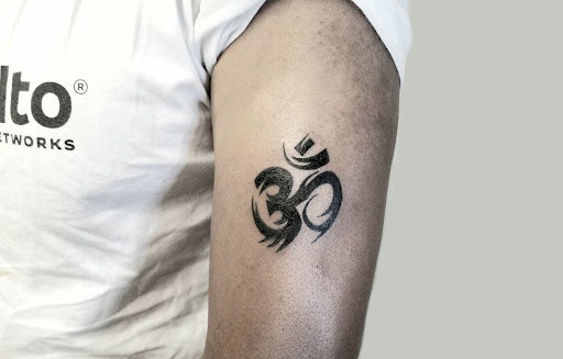 Explore family birth flower tattoo ideas, creative tattoo ideas in Sunnyvale, available at Greego tattoo