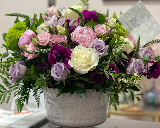 Florist «Hassell Florist», reviews and photos, 1679 Drew St, Clearwater, FL 33755, USA