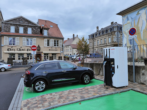 Borne de recharge de véhicules électriques Freshmile Station de recharge Sarrebourg