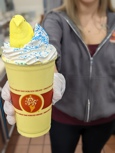 Ice Cream Shop «Cold Stone Creamery», reviews and photos, 5120 95th St, Oak Lawn, IL 60453, USA