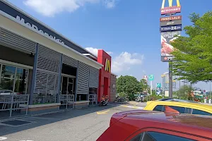 McDonald's Puchong Gateway DT image