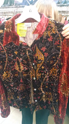 Thrift Store «Valley Thrift Store», reviews and photos, 1717 Woodman Dr, Kettering, OH 45420, USA