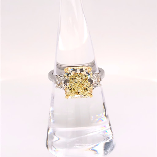 Diamond Dealer «David & Sons Fine Jewelers», reviews and photos, 4485 La Jolla Village Dr F4, San Diego, CA 92122, USA