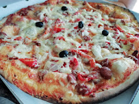 Plats et boissons du Pizzas à emporter PIZZAS LOLO à Bages - n°3
