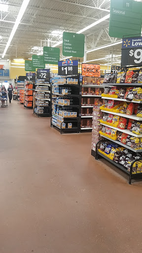 Department Store «Walmart Supercenter», reviews and photos, 9205 Gibsonton Dr, Gibsonton, FL 33534, USA