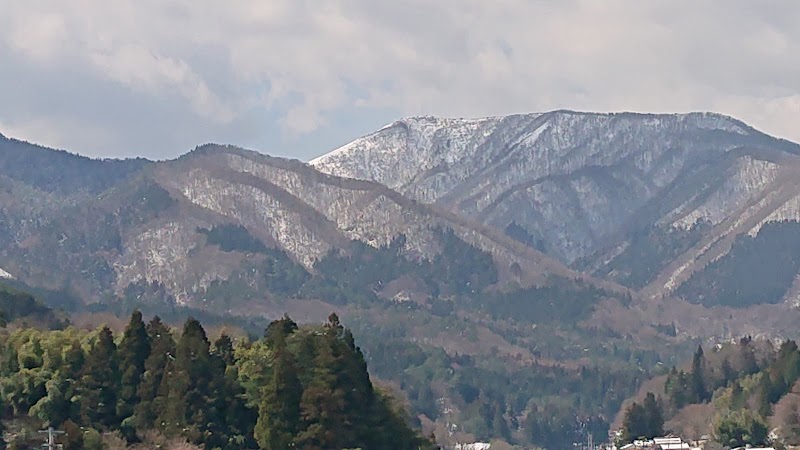 （有）吉川工務店