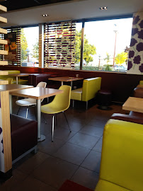 Atmosphère du Restauration rapide McDonald's à Pont-Sainte-Marie - n°6