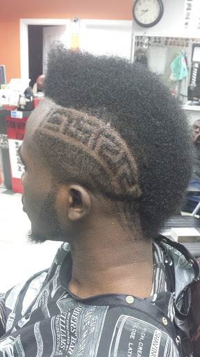 Barber Shop «St. Johns Barber Shop», reviews and photos, 22815 Pacific Hwy S, Des Moines, WA 98198, USA